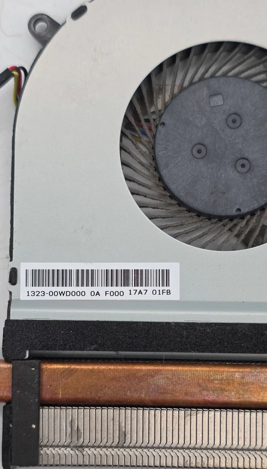 Acer TravelMate P2410-M P449-M Cooling Fan Kühler mit Heatpipe 1323-00WD000