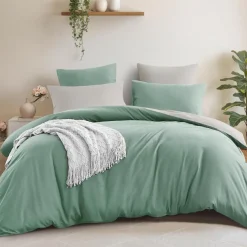 Aisbo Wendebettbezug 240x260 cm mit 2 Kissenbezügen 65x65 cm, Grün/Beige