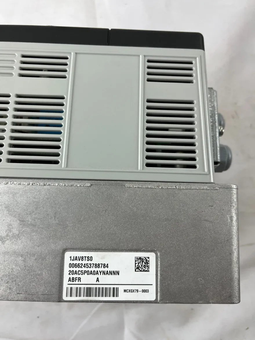 Allen-Bradley PowerFlex 70 20AC5P0A0AYNANNN VFD Drive 2kW 3HP New