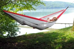 Amazonas Silk Traveller XXL Reisehängematte silber rot Hängematte