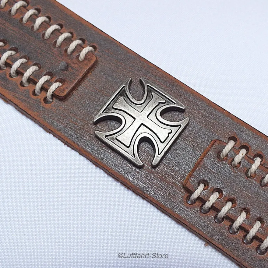 Breites Leder-Armband, Eisernes Kreuz, Biker, Vintage, Braun Art.-Nr. 90020