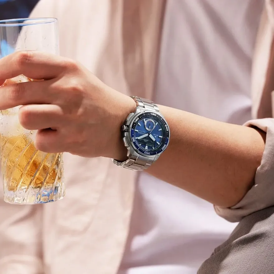 Citizen Promaster Eco-Drive Uhr für Herren Wave Tracker Blau JV3006-50L