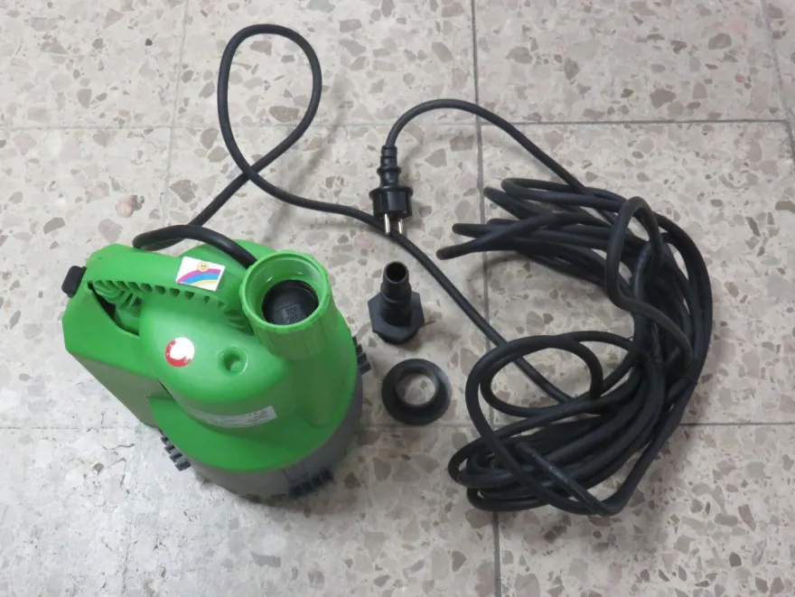 Conel Flow Tauchpumpe TP12-A für leicht aggressive Medien mit innenl. Schwimmer
