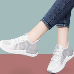 Damen Turnschuhe Gittergewebe Laufschuh Frauen Slip Gehen Sport Sportschuhe