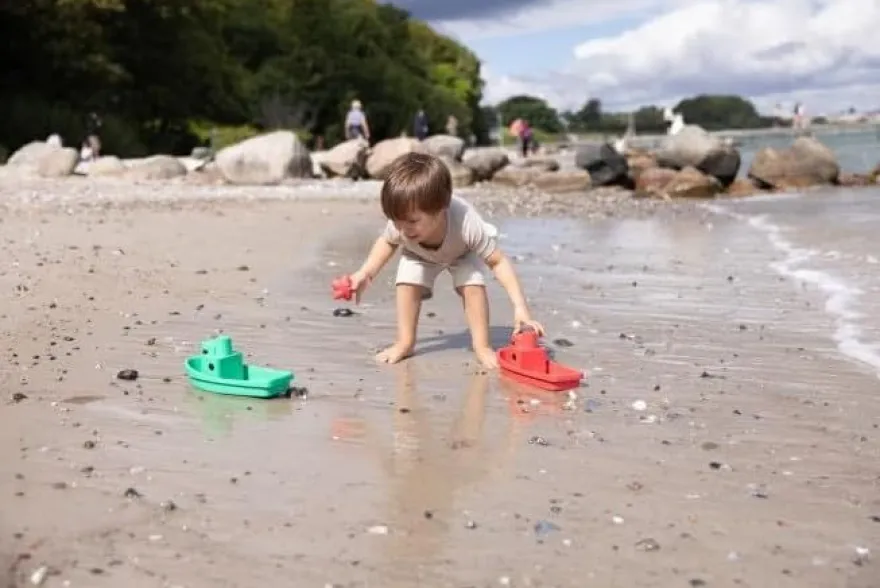 Dantoy Boot 251431 Spielset recycelt grün 4-teilig nachhaltig Spielzeug