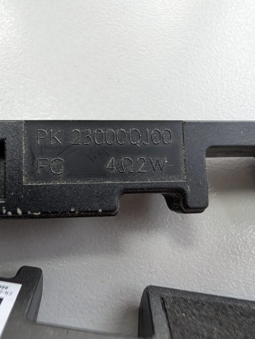 Dell Precision 7710 Lautsprecher Speaker L+R 0DJRVF PK23000QJ00