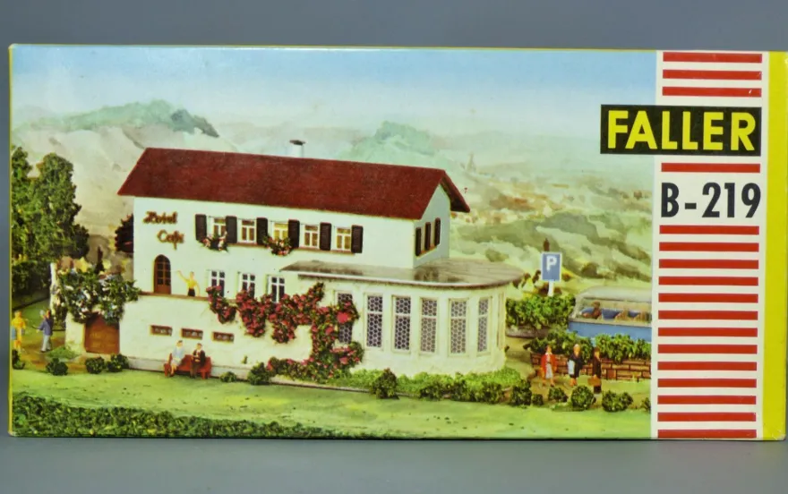 Faller H0 B-219 Bergcafe Hotel Cafe Bergrestaurant Panorama 50er Mischbau NEU OVP