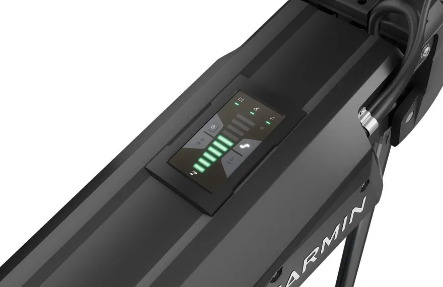 Garmin Force Trolling Motor mit 127cm langem Schaft in schwarz mit integriertem Echol