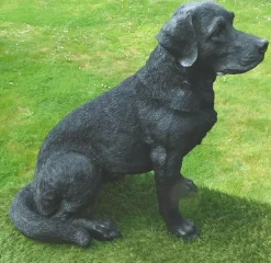 Gartenfigur Hund Labrador 52cm sitzend schwarz 2274 Garten lebensecht Figur