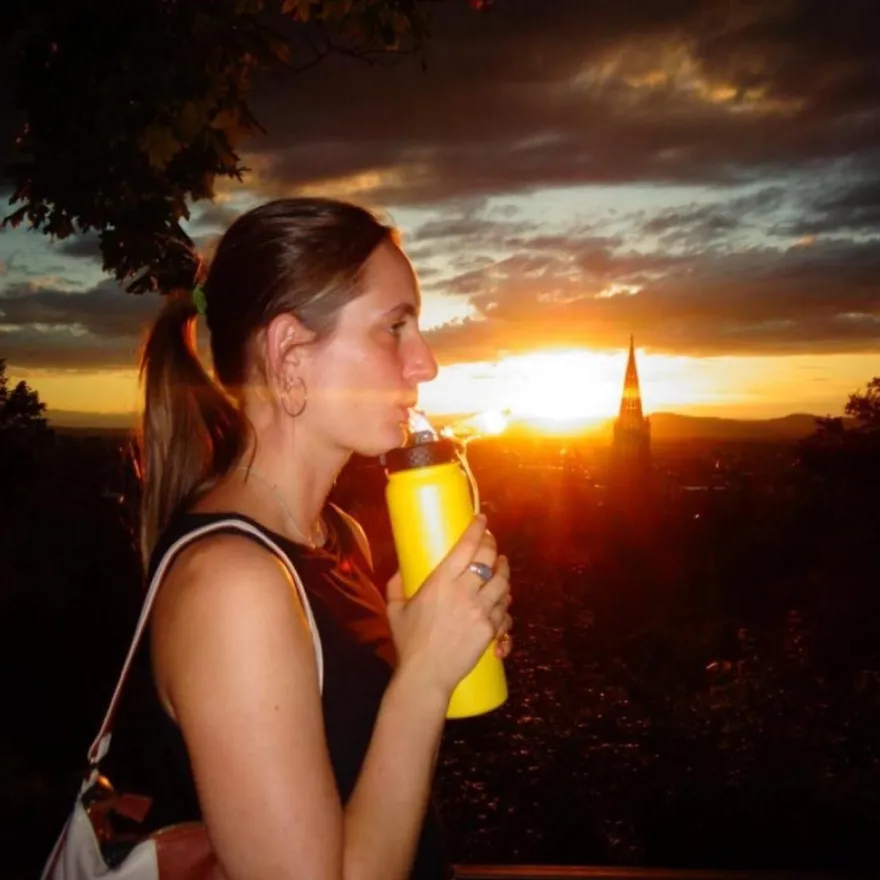 GOPPUS 1L Thermosflasche mit Strohhalm, doppelwandig Edelstahl, auslaufsicher