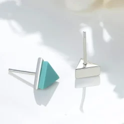 GW 925 Sterling Silber Ohrstecker mit künstlichem Türkis für Damen und Mädchen