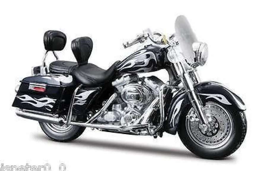 Harley Davidson Modell, 2002 Flhrsei CVO Custom (30), Maisto Motorrad 1:18