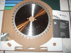 HM/ Widia Kreissägeblatt 210 x 30 Z 54 Stehle für Alu/ NE Metalle u. Holzwerkstoff