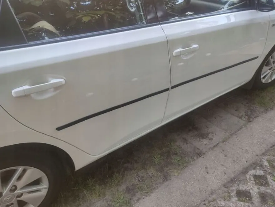 Hyundai i30 II Premium Protect Matte Schwarze Türschutzleisten von Martig