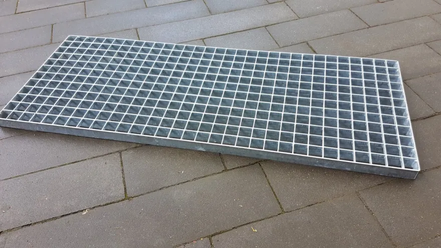 Industrie Gitterrost 1200x400 mm, MW 30/30 mm, Tragstab 30/3 mm