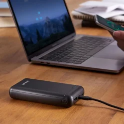 Intenso Powerbank 20000mAh mit USB-C Schnellladen und LED-Anzeige