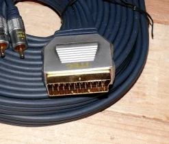 Itec Profi Scart auf 6x Cinch Adapterkabel Audio Video Scart TV AV 5m Umschalter