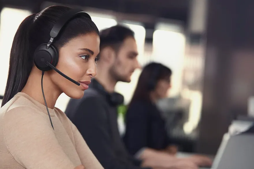 Jabra Evolve2 40 SE Stereo Headset Schwarz - UC-Version, USB-C/A, Busylight -• Headse