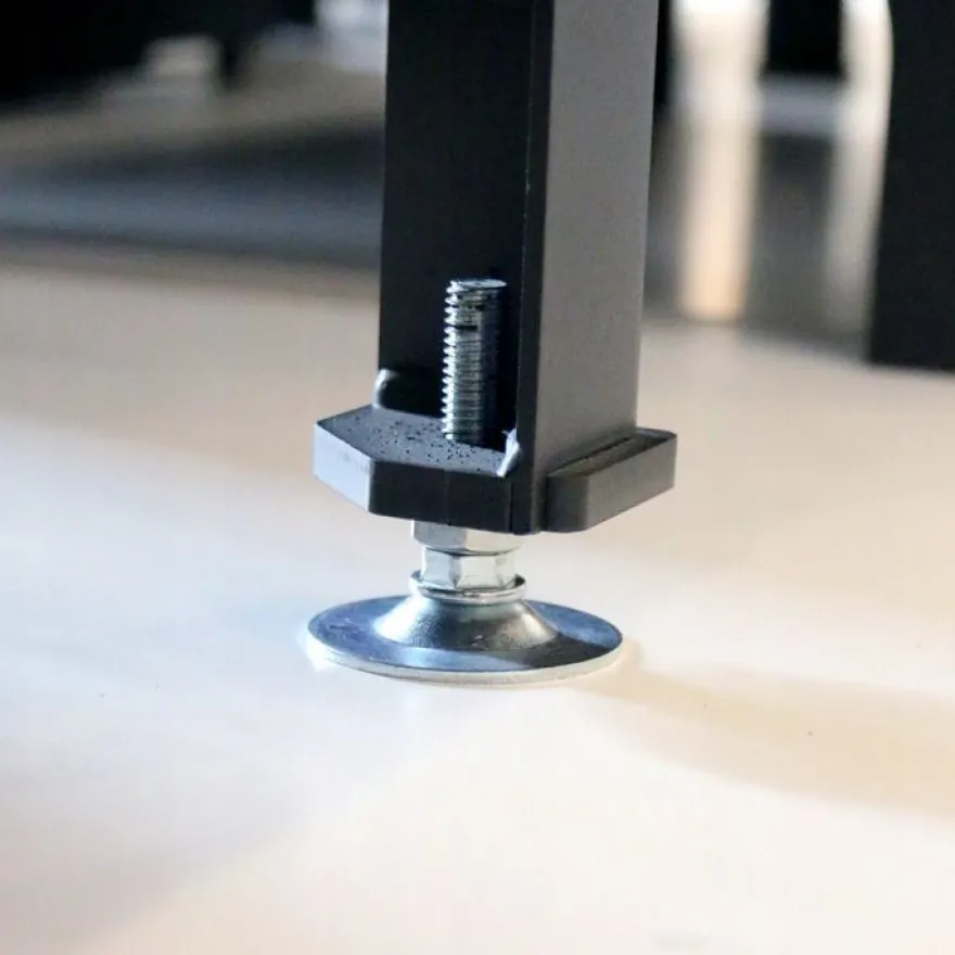 Kamineinsatz aus Stahl KRATKI MBM links 10 kW Ø 200 gebogenes Glas