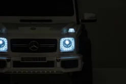 Kinderfahrzeug - Elektro Auto