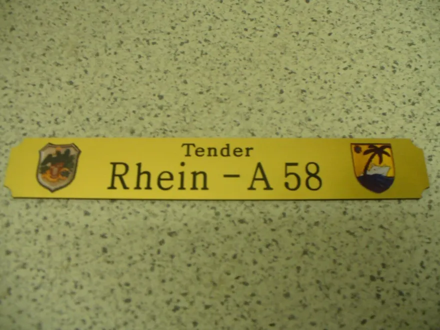Kleines Namensschild für Modellständer - Tender Rhein A58