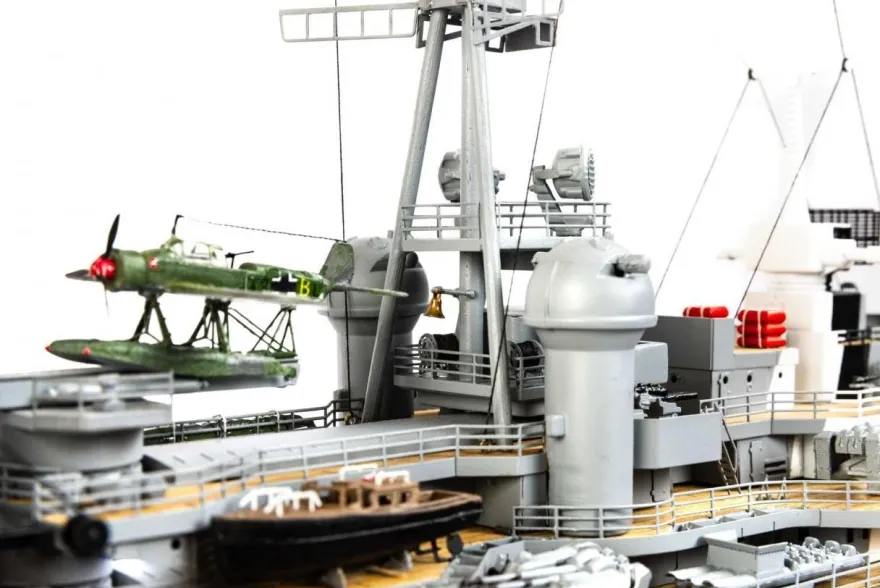 Krick Occre Prinz Eugen schwerer Kreuzer in 1:200 Bausatz oc16000