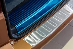 Ladekantenschutz passend für VW T6 6.2015-9.2019 Edelstahl Schwarz