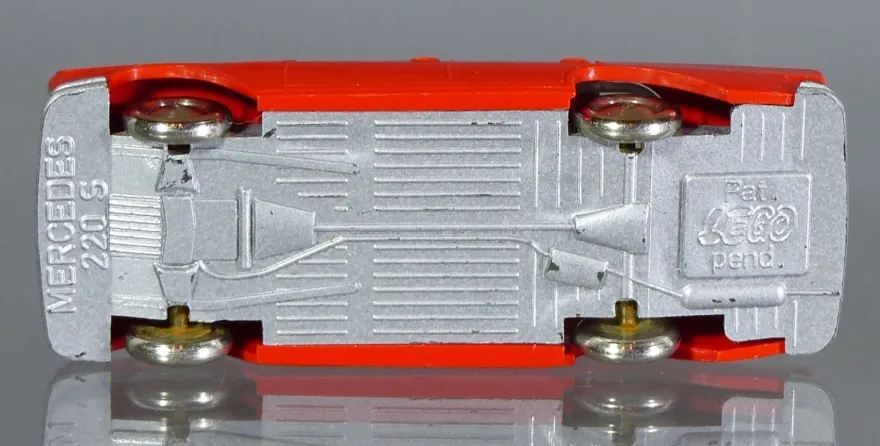 LEGO System 1:87 Modellauto Mercedes Benz 220S Limousine rot 50er/60er Jahre