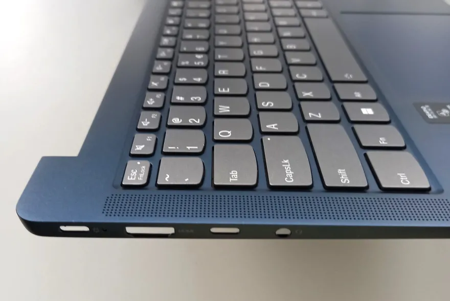 Lenovo IdeaPad Slim 5 14IAH8 Handauflage Tastatur QWERTY AM3XW000811