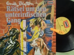 LP Europa Blyton Rätsel um verlassene Haus grüne Hand unterirdischen Gang Hafen