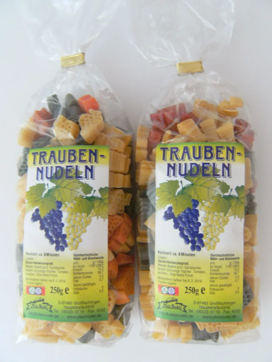 Motivnudeln Einhörner Wald Trauben 1Set = 2x 250g Nudeln Pasta Streuteile Bäume Baum