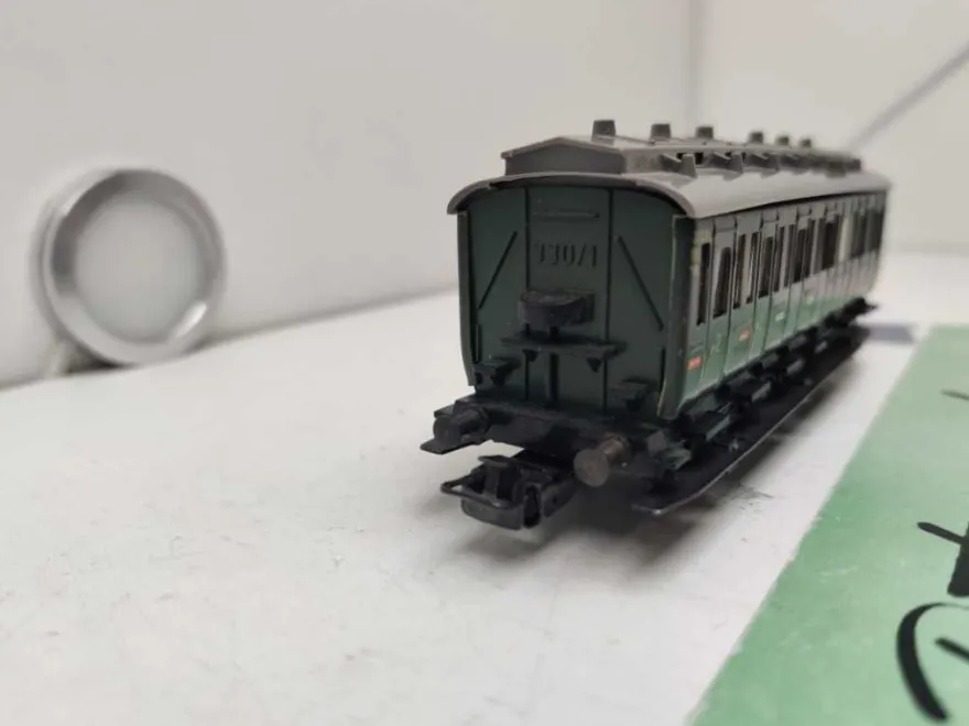 Märklin H0 AC 330 Abteilwagen 2. Kl. B3i Licht / DB