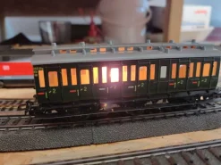 Märklin H0 AC 330 Abteilwagen 2. Kl. B3i Licht / DB