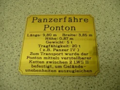 Namensschild für Modellständer oder Diorama - Panzerfähre Ponton
