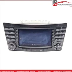 Navigationssystem Display Radio A2118203297 BE7039 Mercedes E-KLASSE S211 E280