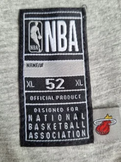 NBA T-Shirt Miami Heat Jimmy Butler By the Numbers grau Basketball Shirt Tee
