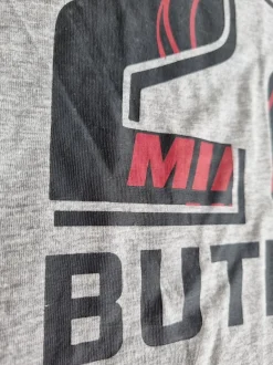 NBA T-Shirt Miami Heat Jimmy Butler By the Numbers grau Basketball Shirt Tee