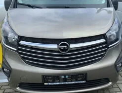 Opel VIVARO - Listwy CHROM GRILL na atrap? zderzak Chromowane Nak?adki