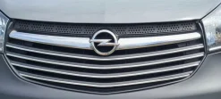 Opel VIVARO - Listwy CHROM GRILL na atrap? zderzak Chromowane Nak?adki