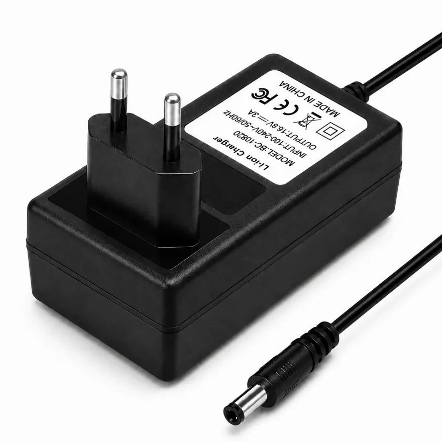 P19C Netzadapter 16,8V 3A, DC Stecker 5,5 x 2,5 mm Netzteil Ladegerät AC/DC mit Kabel