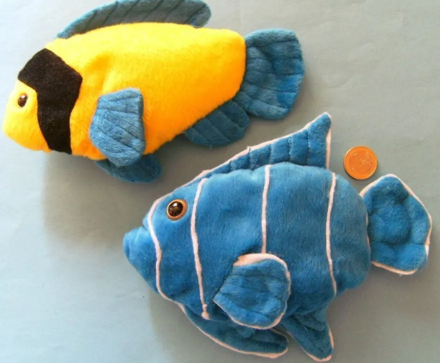 Plüschtier trop. Fische Kuscheltiere Stofftiere Fisch Angler Zierfische