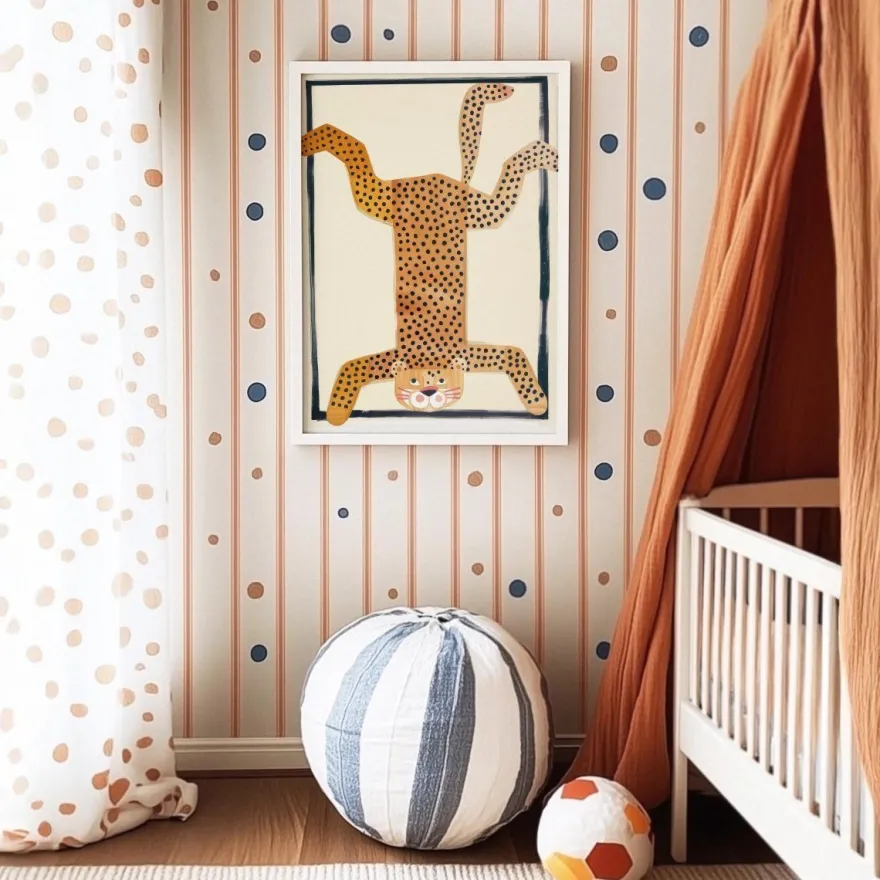 Poster Kinderzimmer Tier · Gepunkteter Leopard Kopfstand · Lustiges Wandbild