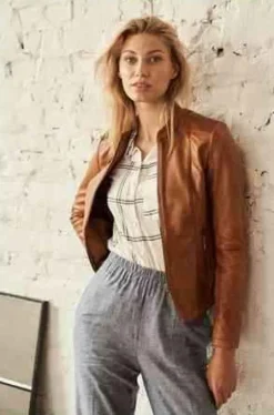 Ricano Abigale Damen Lederjacke Cognac Echtleder Lammnappa Slim Fit Stehkragen