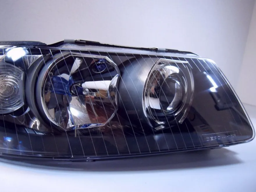 Scheinwerfer Audi A3 8L Xenon Optik Linse ab Bj.2001-2003 Schwarz E. Prüfzeichen