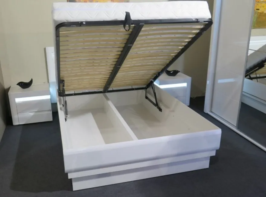 Schlafzimmer komplett weiß hochglanz IRIS Set C Schwebetürenschrank Bett Kommode