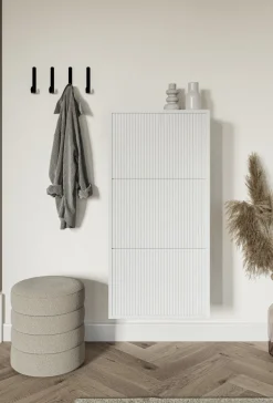 Selsey VELDIO - Wand-Schuhschrank mit 3 Klappen, Weiß, 50 cm