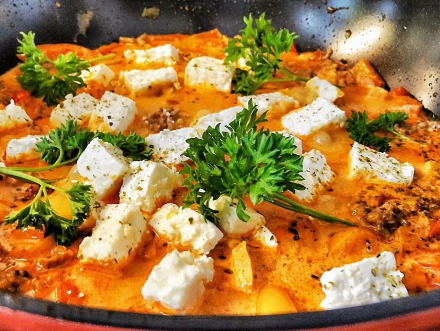 Sirtakis Feta 6x 800g Behälter griechischer Schafskäse in Salzlake 43% Fett i. Tr