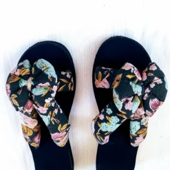 Sommerliche Damen Pantoletten Hausschuhe Bade & Freizeitslipper Keilform Gr. 39