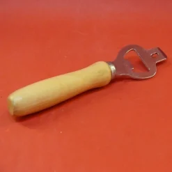 26 Stück Flaschenöffner Dosenöffner Locher Bieröffner mit Holzgriff Buche Restposten