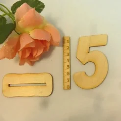 stehende Zahl mit Fuß Holzzahl 80 mm Tischdekoration ab 1. Geburtstag DIY